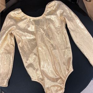 12-18 month gold metallic onsie from Bailey’s blossom